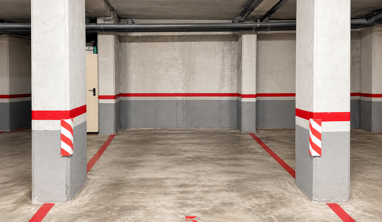 Aparcamiento subterráneo vacío número 5